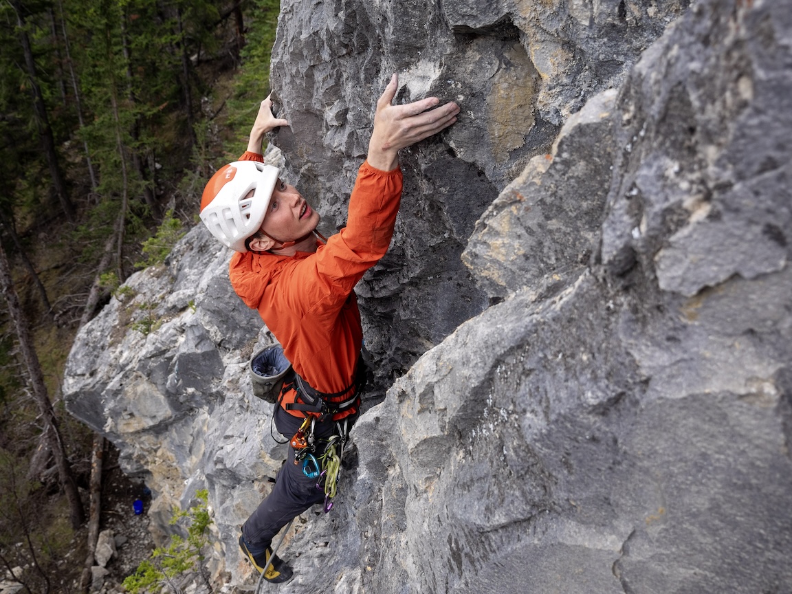 A picture of a cliff with the names of rock climbing routes. Left hand side of the crag.